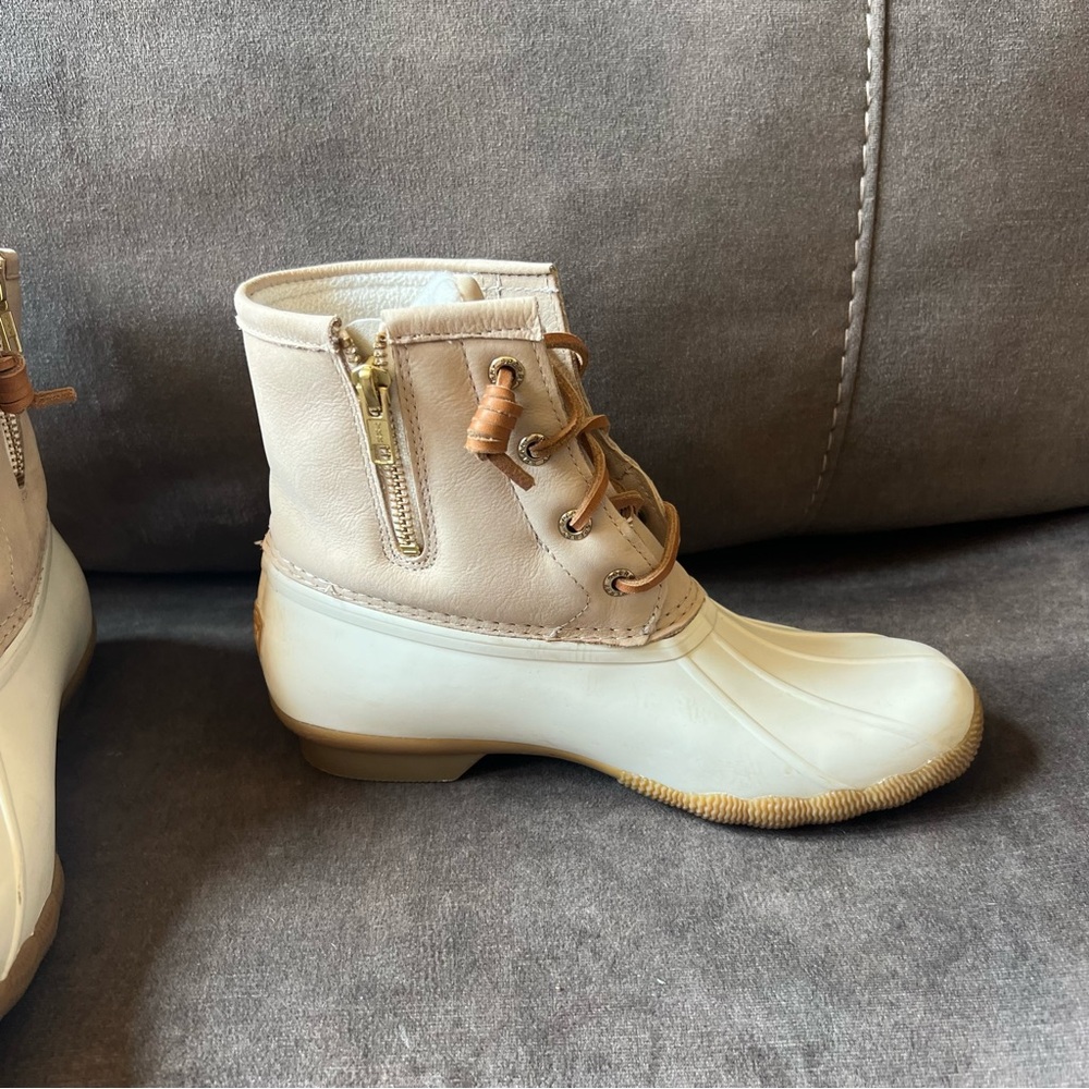 Sperry Saltwater Duck‎ Tan and Cream Boots - Picture 5 of 8